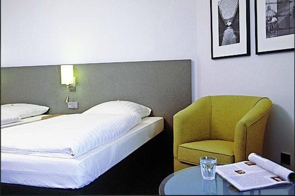 Overnight Tagungshotel Im Abz Kerpen  Rum bild